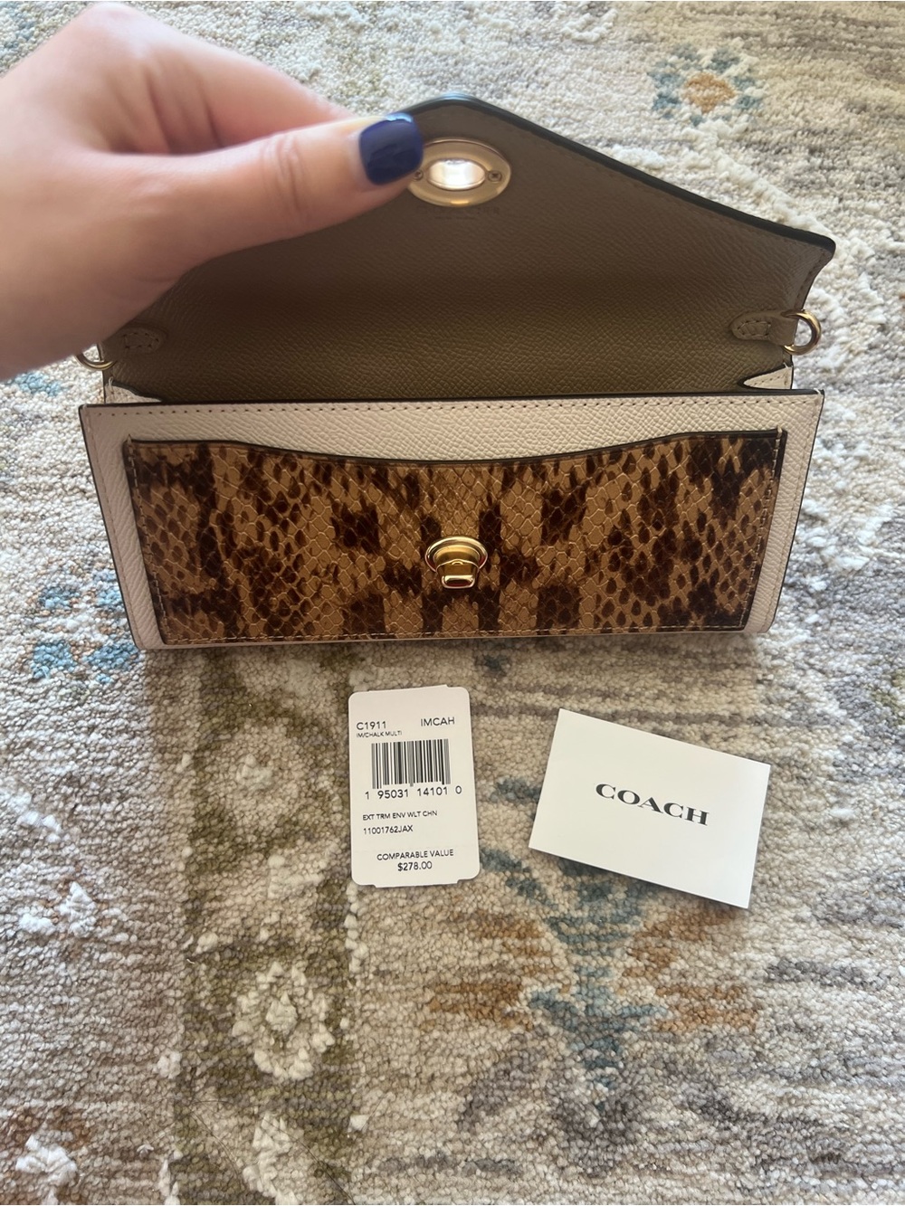 Coach Envelope Wallet on Chain - Picture 2 of 12